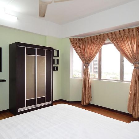 Wadi Iman Guesthouse @ Sri Mahligai Shah Alam Luaran gambar